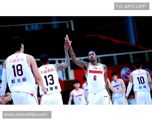 马尚布鲁克斯的篮球之路：从新星崛起到职业生涯的辉煌成就